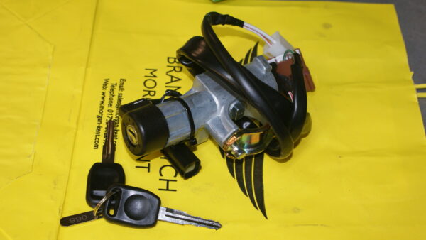 Ignition Lock +4+8 96- 4/4 96-12/98