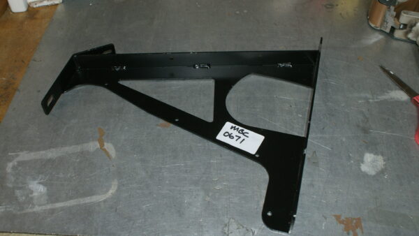 Over Rider Mounting Bracket Front RH