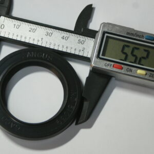 Oil Seal Gearbox Rear LT77 Output Shaft Rover 5 spd