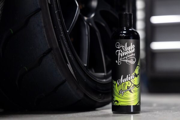 Auto Finesse Satin - Matte Tyre Dressing - Image 2