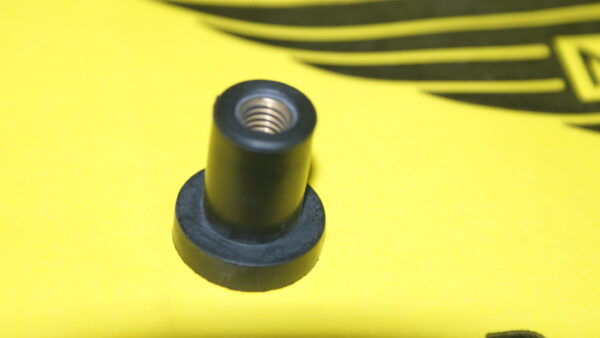 Aero range 07 on wing fixing rubber nut MGN00252