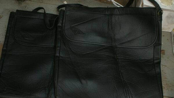 Wgg0032 Aero Supersports targa roof panel leather bags - pair