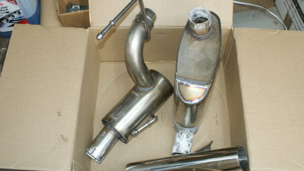 WGG0033 Super3 factory exhaust system - delivery miles only ( used)