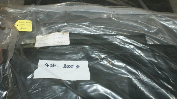2005 on 4 seater black everflex hood used wgg0036