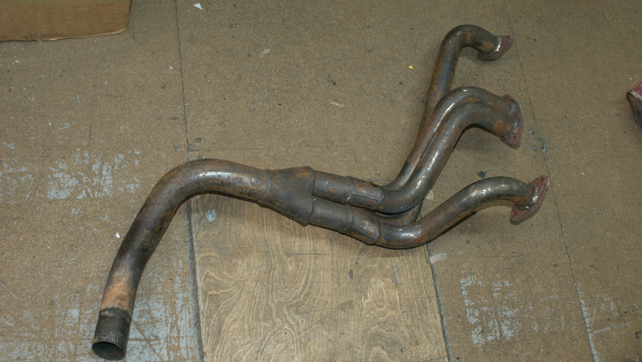 MEX0155/WGG0052 Crossflow 4/4 tubular manifold upto '75 USED