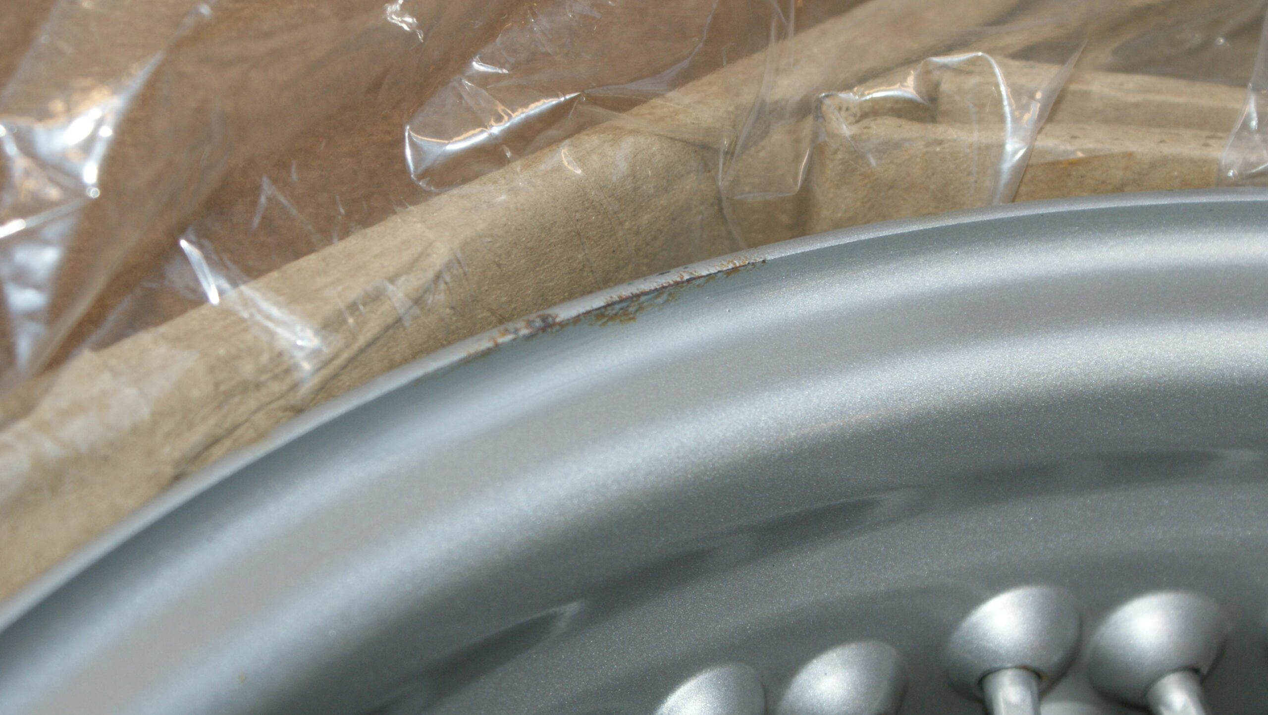 Y180002 USED 15 x 6.5 Silver painted wire wheel CX Plus Four only - Image 3