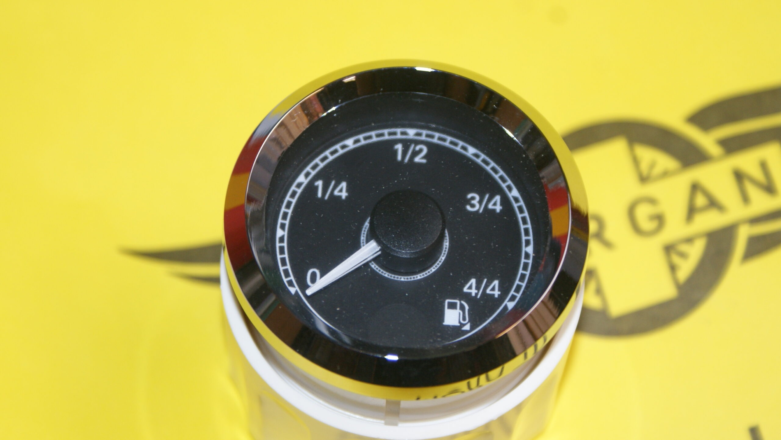 MDE11702. Fuel Gauge Aero 8